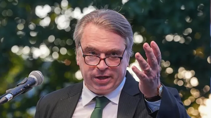 AB Türkiye Delegasyonu Başkanı Ossowski vize açıklamasıyla Türk yargısına parmak salladı!
