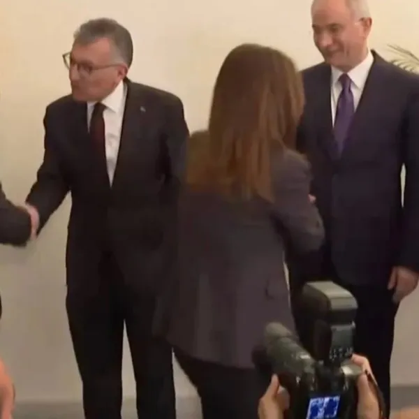 AK Parti ve DEM Parti Görüşmesi: Siyasette Neler Değişiyor?