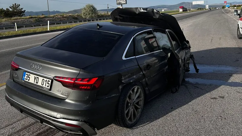 AK Partili eski vekil trafik kazası geçirdi
