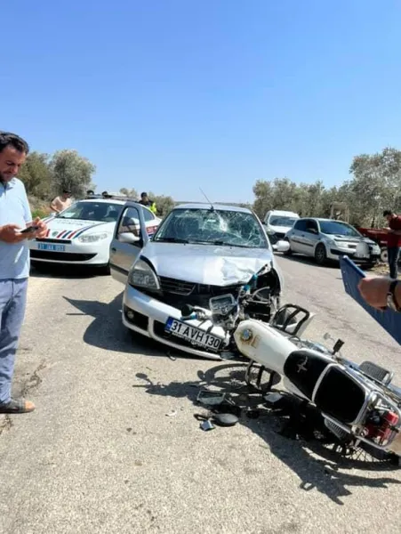 Altınözü’nde otomobil ile motosiklet çarpıştı: 1 yaralı