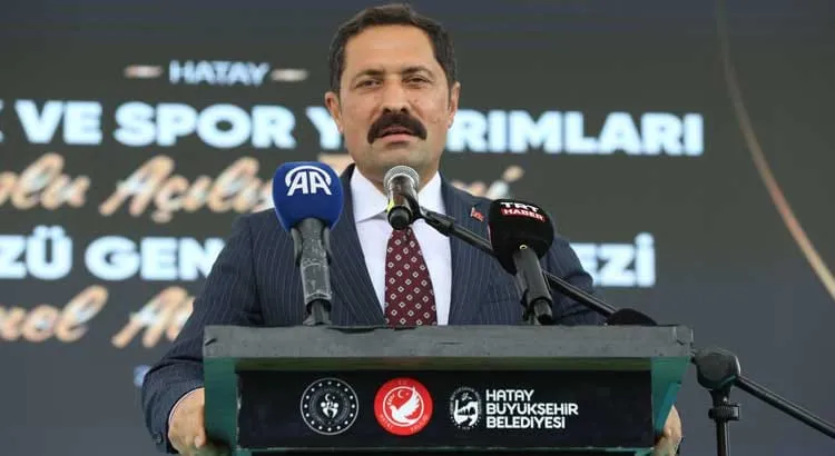 Altınözü'ne Gençlik Merkezi Müjdesi! Bakan Bak'tan Dev Yatırım