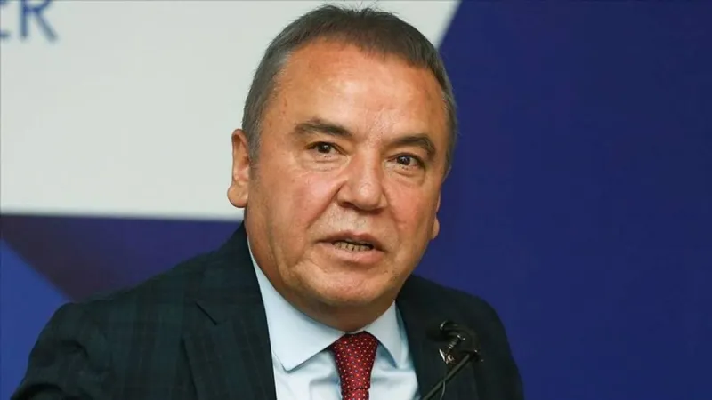 Antalya’da Siyasi Deprem: Muhittin Böcek Tutuklandı
