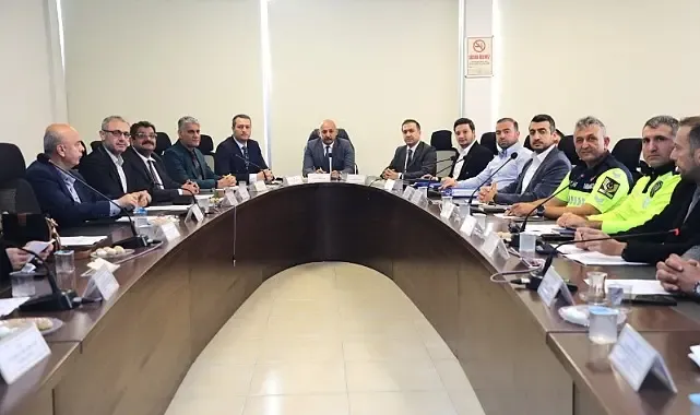 Asi Nehri Alarmı! Hatay'da Hangi Yollar Kapandı? Şok Karar!