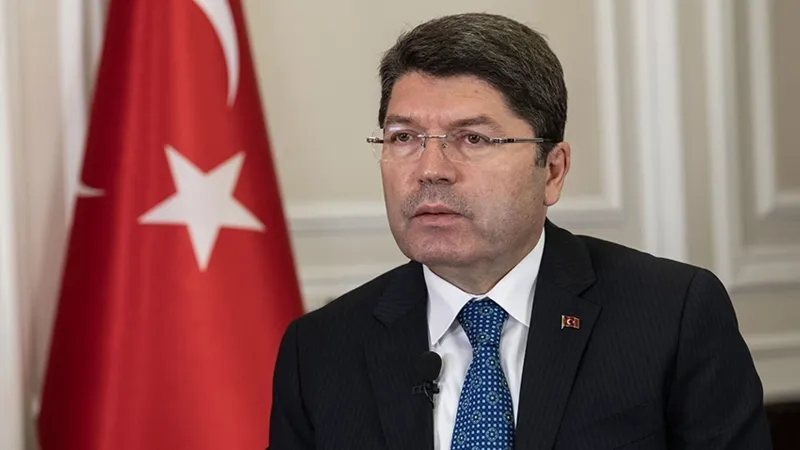 Özgür Özel'e Soruşturma Şoku! Bakan Tunç'tan Sert Tepki