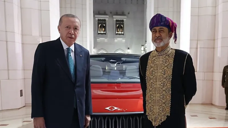 Başkan Erdoğan’dan Umman Sultanı El Said’e Togg hediyesi