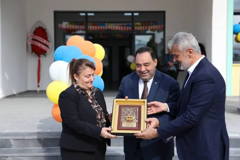 Başkan Öntürk Öğretmenlerle Buluştu, Arsuz’a İlkokulu Kazandırıldı