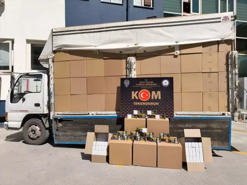 Belen'de Şok Baskın! Kamyonette Milyonlarca Kaçak Makaron!