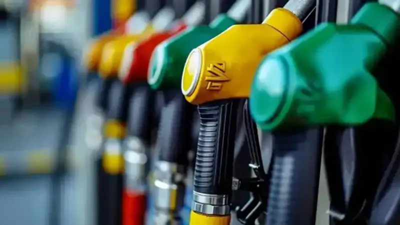 Benzin ve motorine yine zam mı geliyor ?