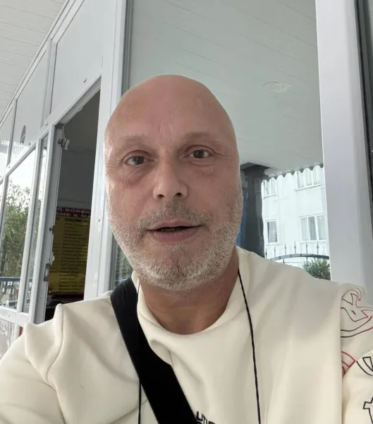 Sinan Seyfittinoğlu: Ardında Ne Bıraktı? Ölümüyle Sarsan Hayat Hikayesi