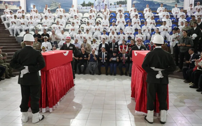 CHP Genel Başkan Yardımcısı : Erler uzun süre neden güneş altında bekletildi?