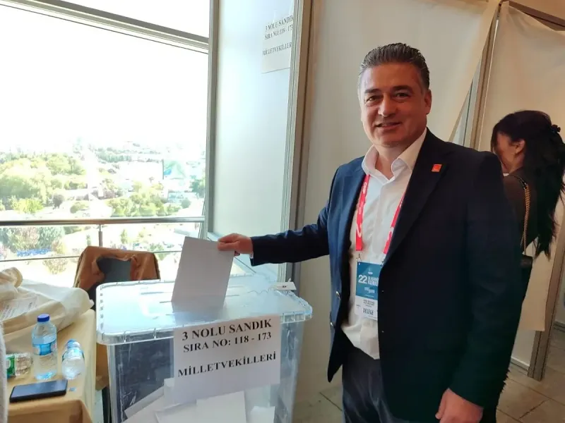 CHP’de Kurultay Sandığı: Hatay Milletvekilleri Oylarını Kullandı