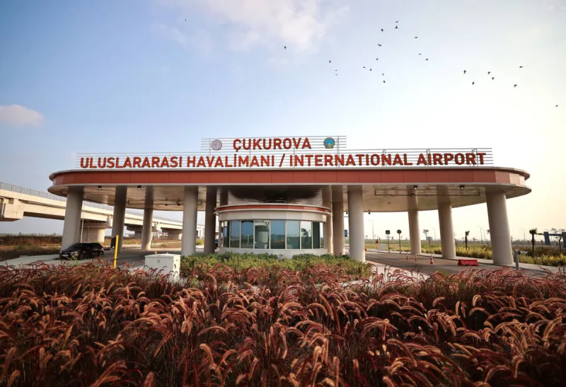 Çukurova Havalimanı Amsterdam ve Tiran Uçuşlarını Başlatıyor