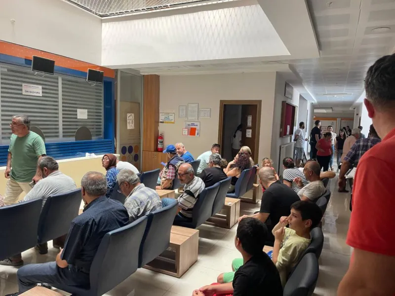 Defne Kaymakamlığı’nda Elektrik Krizi: Vatandaş sıcakta bekledi