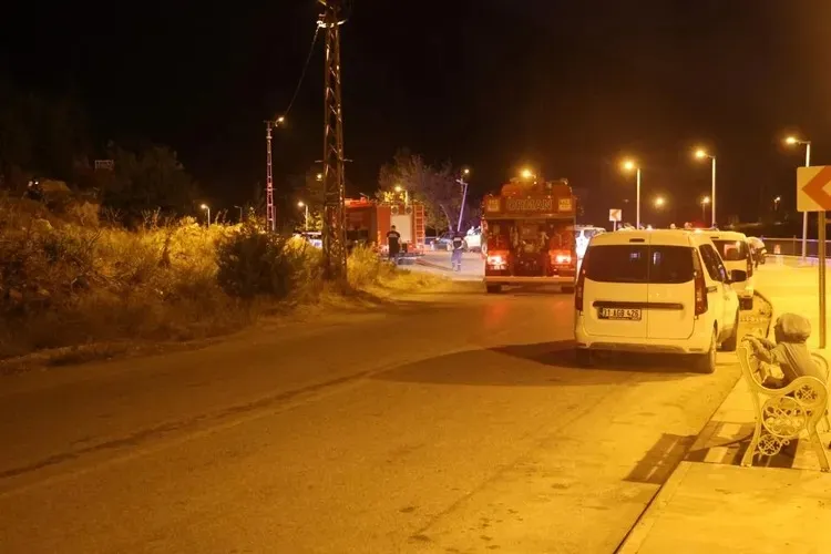 Havai Fişek Faciası! Defne'de Evlilik Teklifi Az Kalsın Felaket Oluyordu