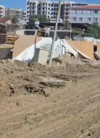 Defne'de Öğrenciler İçin Tehlike Çanları Mı Çalıyor? Şok Eden Detaylar!