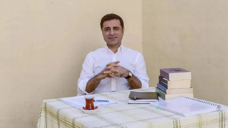 Demirtaş’tan “Hamaset değil cesaret” vurgusu