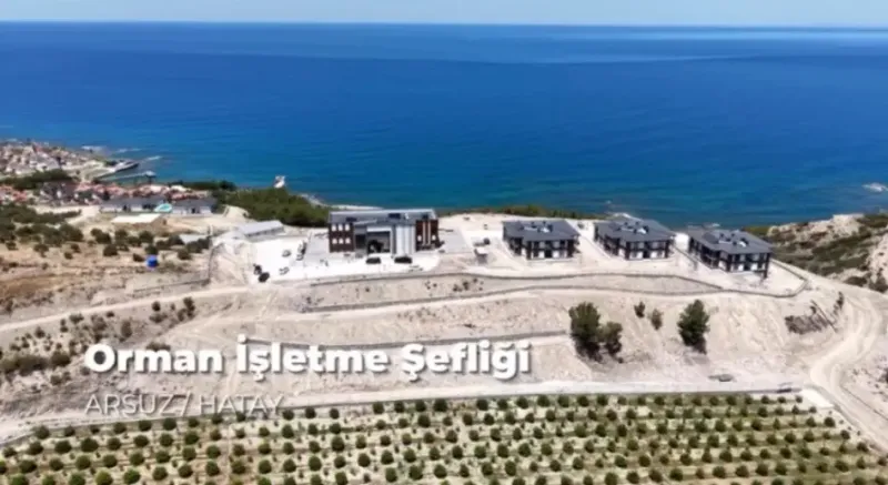 Denize Sıfır, Villa Gibi Bina