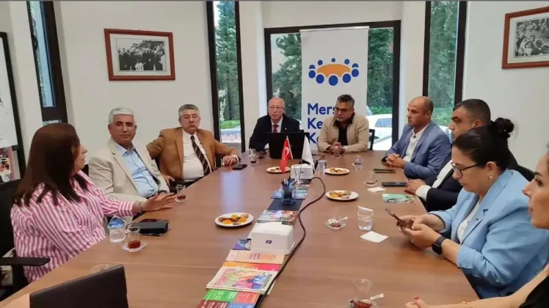 Deprem Dayanışması Protokole Dönüştü
