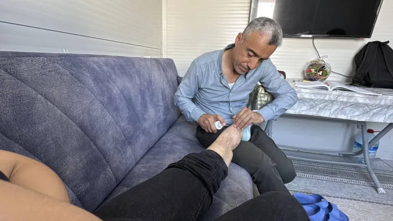 Depremde Eşini Kaybetti! Kızının Yaşam Mücadelesi Yürekleri Dağladı