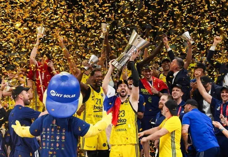 Fenerbahçe Beko, Avrupa’nın en büyüğü oldu