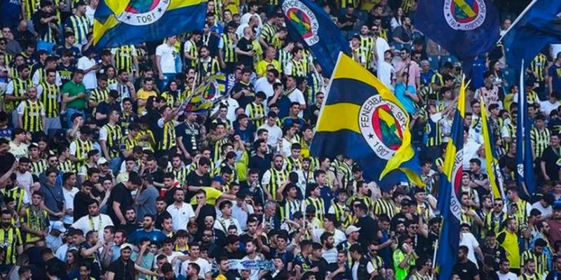 Fenerbahçe Süper Lig'e İzmir'de Başlıyor! İlk Maçta Neler Olacak?