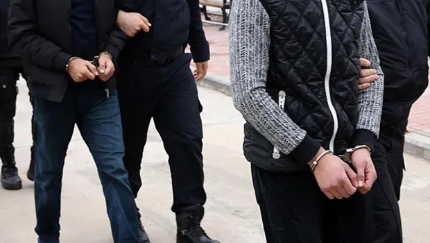 FETÖ'ye Büyük Darbe! Finans Kaynakları Kurutuluyor: 6 Gözaltı