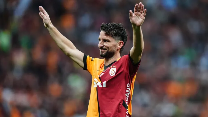 Galatasaray efsanesi Mertens’ten hayranlarını üzen haber