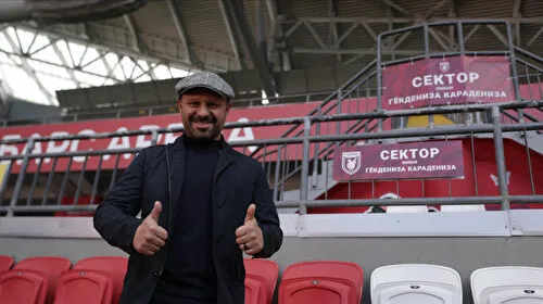 Gökdeniz Karadeniz'e Büyük Onur! Stadyumda Tribününe Adı Verildi!