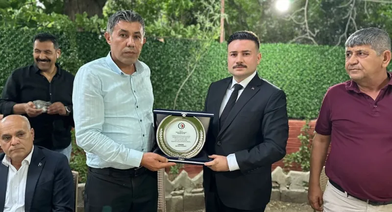 Hassa Kaymakamı Veda Yemeği: Gözyaşları Sel Oldu!