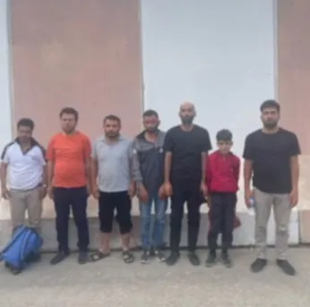 Hatay Emniyeti 14 Kaçak Göçmen Yakaladı