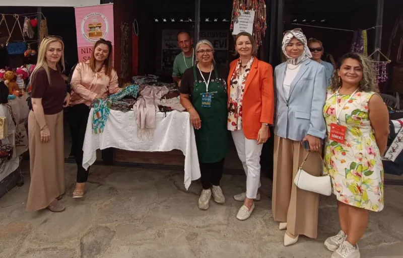 Hatay İpeği Malazgirt Zaferi’nde Ziyaretçilerin İlgi Odağı Oldu