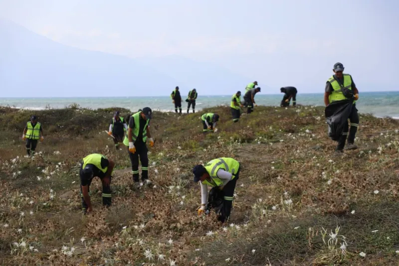 Hatay Sahilleri Pırıl Pırıl! Temizlik Seferberliği Başladı