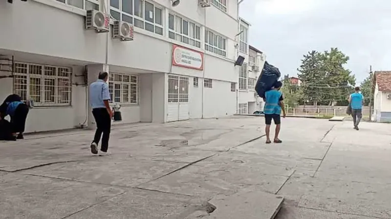 Hatay’da 3 İlçede 19 Okul Yenilendi