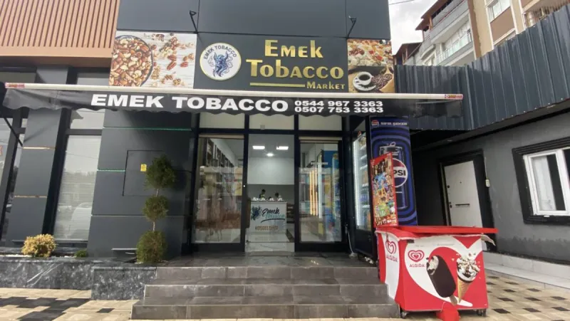 Hatay’da Marketin Önündeki Dondurmalar Çalındı: O Anlar Kamerada