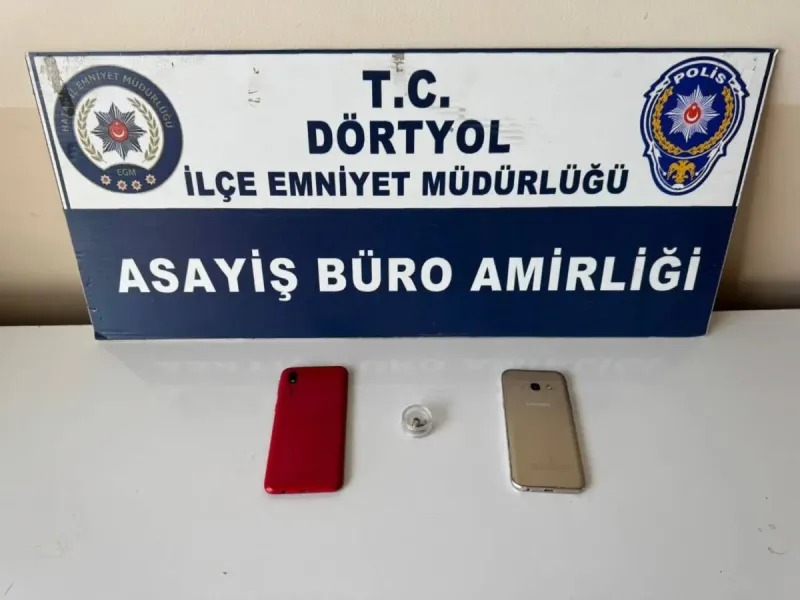Hatay’da Sınavda Kopya Girişimi Polis Tarafından Engellendi