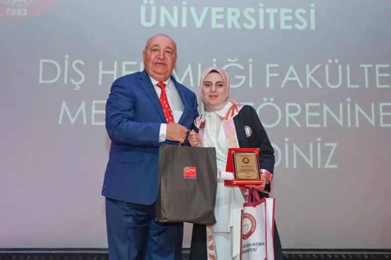 Hatay’da Yeni Diş Hekimleri Mesleğe Uğurlandı