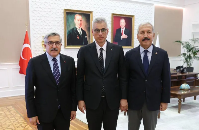 Hatay'a Müjde! Vekillerden Sağlık Bakanı'na Ziyaret: Ne İstendi?