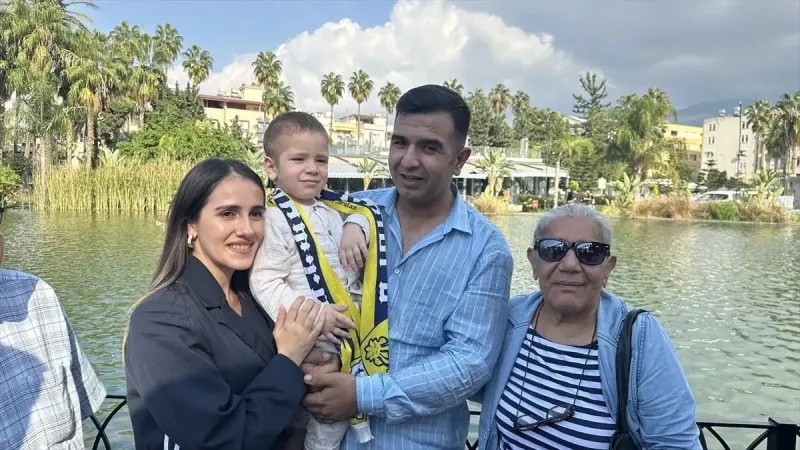 Kanser Kahramanı Tamer Talha! Hatay'da Gökyüzü Renklendi