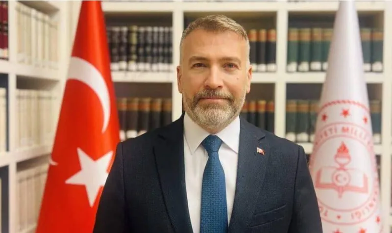 Cihad Demirli MEB'de! Hataylı Profesör Göreve Döndü!