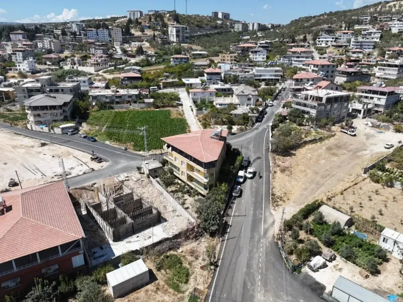 HBB, Sarılar Mahallesi’ni Beton Asfaltla Buluşturdu