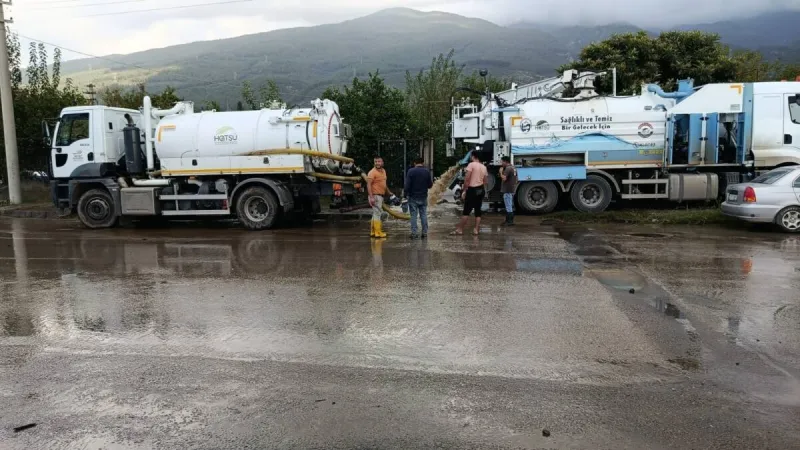 HBB’den Yağış Mesaisi: 90 Araç, 220 Personel Sahada