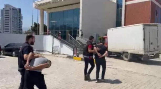 Hırsızlık Suçlarından 5 Kişi Yakalandı, 1’i Tutuklandı