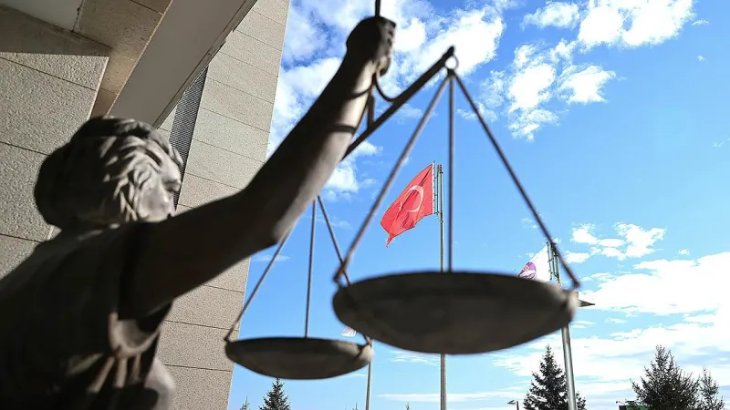 Hukuk Fakültelerine Girişte Yeni Baraj