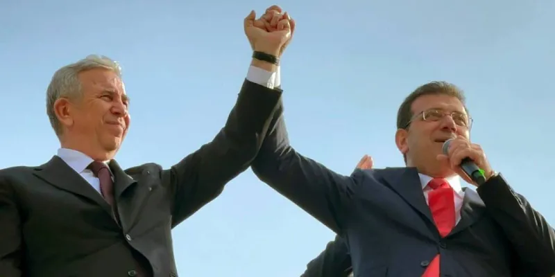 İmamoğlu ve Yavaş'tan Duygusal Babalar Günü Paylaşımı!