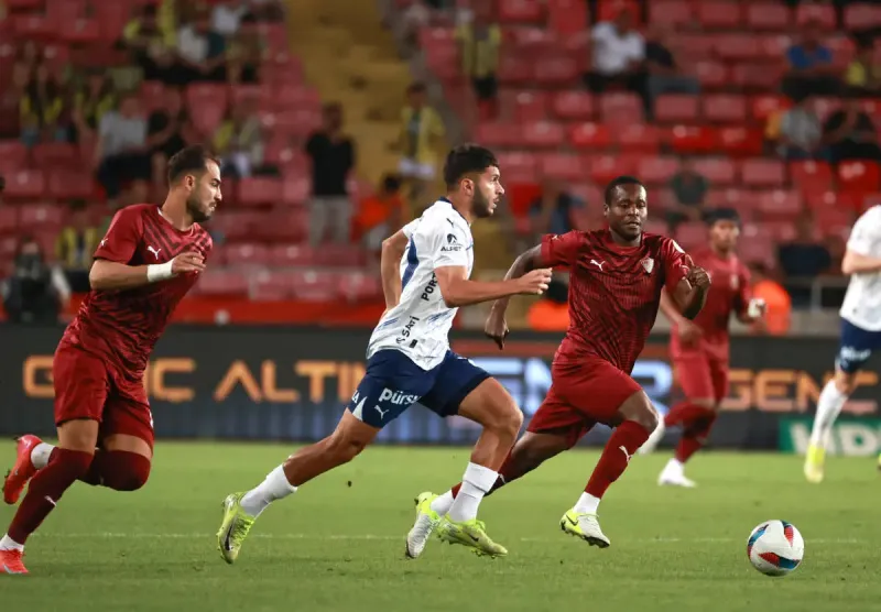İlk Yarı Nefes Kesti: Hatayspor 1-1 Fenerbahçe