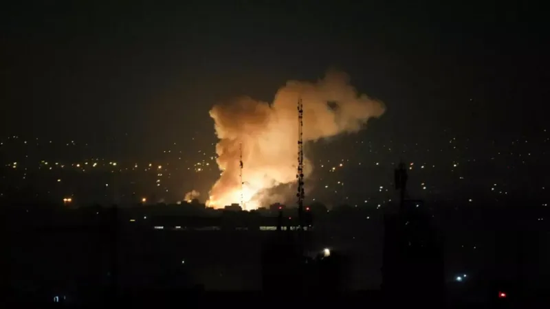 İran'da Yasak Şoku! Devlet Yetkilileri Artık Bu Cihazları Kullanamayacak!