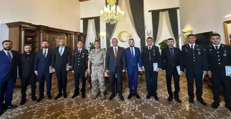 İskenderun’da Jandarma’nın başarısı törenle taçlandırıldı
