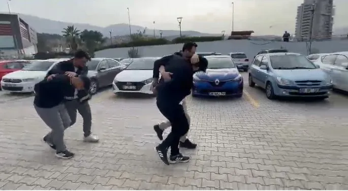 İskenderun'da Silahlı Saldırı! Şüpheli Yakalandı mı? İşte Detaylar