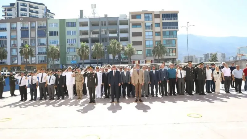 İskenderun’un 87. Yıl Gurur Günü Törenle Kutlandı