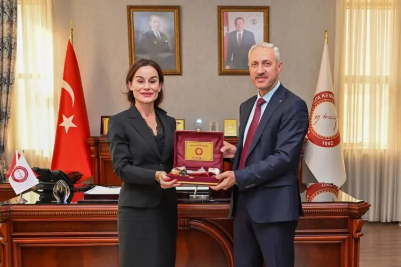 HMKÜ'den İspanya'ya Bilim Köprüsü! O Üniversite ile İşbirliği